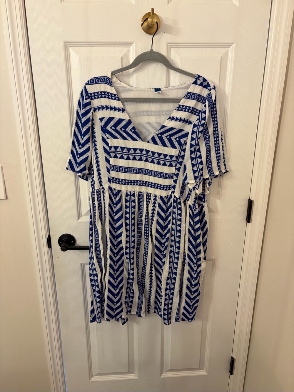 Old Navy Blue and White Geometric V-Neck Mini Dress